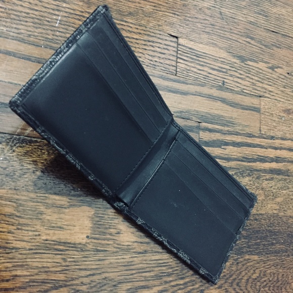 CALVIN KLEIN AUTHENTIC LEATHER WALLET - Picture 2 of 3